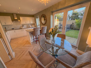 Photo 17- click for photo gallery